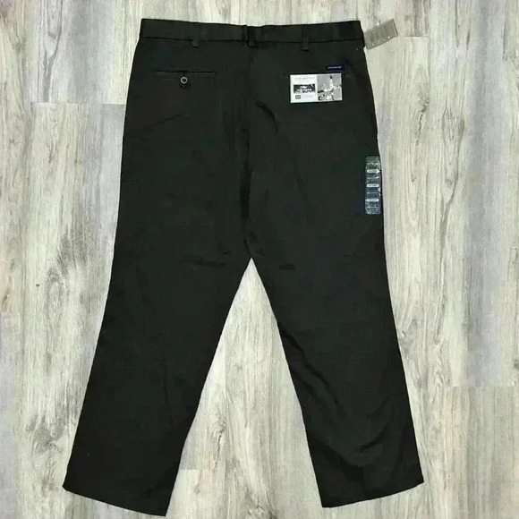 NWT Dockers Men's Signature Khaki Straight Fit Flat Front Pants Brown Size 40x30 - Picture 5 of 8